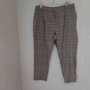 ELLEN TRACY Plaid Side & Back Pockets Size 14 Pleat Pants